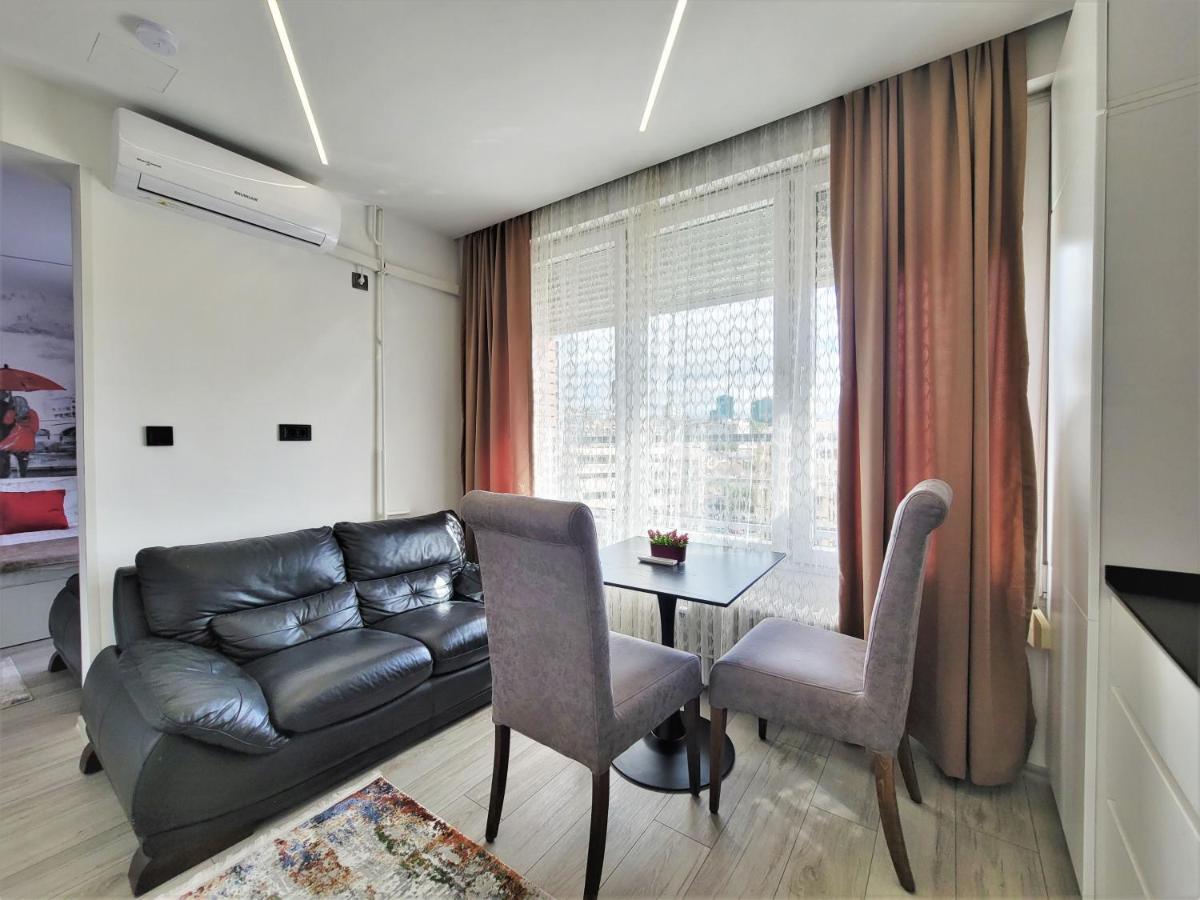 Cozy Apartment In Prishtinë Exterior photo